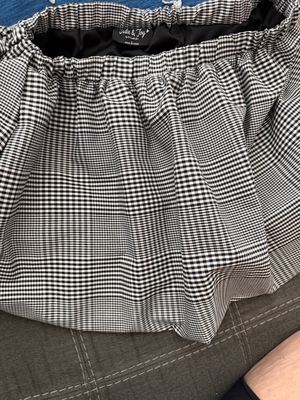 Jolie & Joy Black and White plaid puffy Skirt large